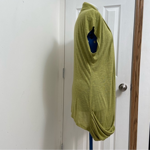 JANA women olive green short sleeves knit cardigan. Size L. Used. - Picture 2 of 6